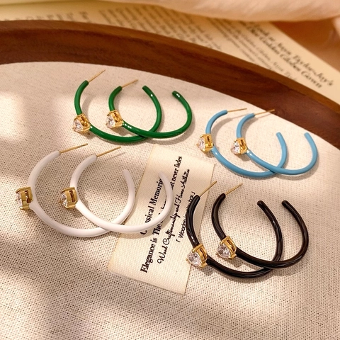 Fashion Sweet C-Shaped Enamel Hoop Earrings For Women Elegant Heart Rhinestone Inlaid Stainless Steel Jewelry Ear Accessory