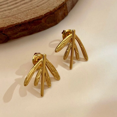 Vintage Gold Leaf Stud Earrings For Women Titanium Steel Branch Dangle Earrings Elegant Nature Style Fashion Jewelry Gift
