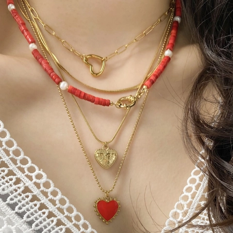 Collana con Pendente a Cuore in Acciaio al Titanio Collana Retrò con Perline e Perle Artificiali Gioielli d'Oro per Donna Catena a Strati