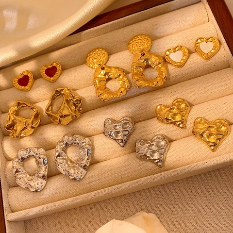 Vintage Hammered Stainless Steel Heart Earrings For Women European Fashion Irregular Molten Metal Stud Earrings Jewelry