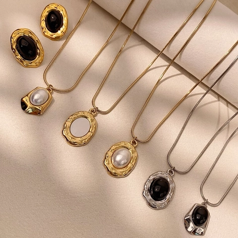 French Vintage Stainless Steel Alloy Pendant Necklace With Faux Artificial Pearl Resin Black Stone Gold Silver Plated Jewelry For Women Party