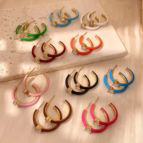 Kleurrijke Emaille Hart Strass C-Hoop Oorbellen Voor Vrouwen Titaniumstaal Verguld Unieke Esthetische Mode Sieraden
