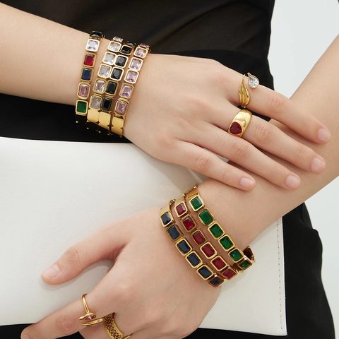 Brazalete de Acero Inoxidable Con Piedra de Vidrio Colorida Rectangular Chapado en Oro de Dieciocho Quilates Joyería Para Mujer