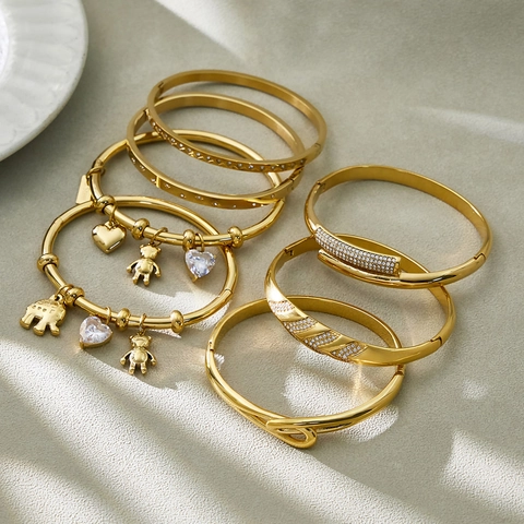 Stainless Steel Bangle Bracelet 18K Gold Plated 5A Zircon Heart Bear Elephant Charms Pavé Fashion Jewelry For Women