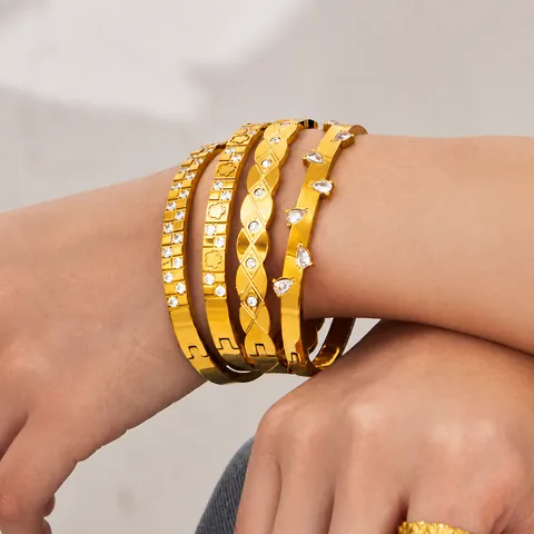 Luxury Fashion Geometric Water Drop Rhinestone Bangle Stainless Steel Gold Silver Plated Bangle Bracelet Women Jewelry