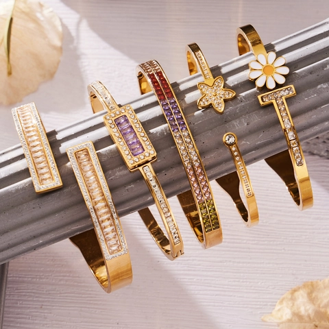 Brazalete De Acero Inoxidable Impermeable Hipoalergénico Circón Margarita Estrella Arcoíris Diseño Para Mujer