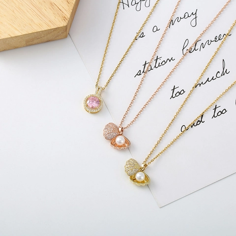 Elegant Titanium Steel Pendant Necklace For Women Inlaid Rhinestone Artificial Pearl Bear Shell Heart Star Jewelry Gift
