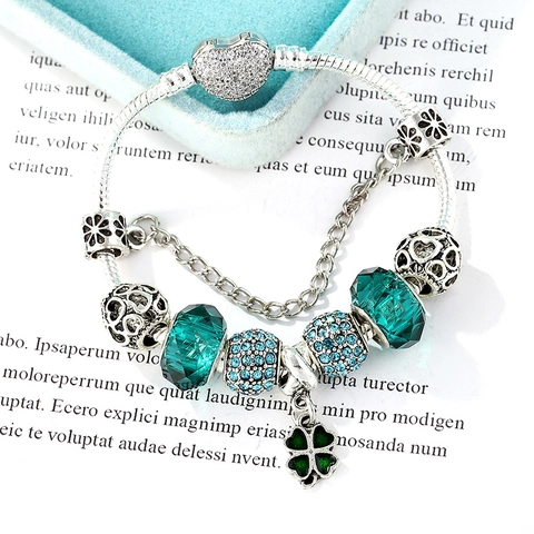 Silver Plated Green Bead Charm Bracelet With Heart Rhinestone Clasp Lucky Clover Pendant Fashion Jewelry Gift For Women
