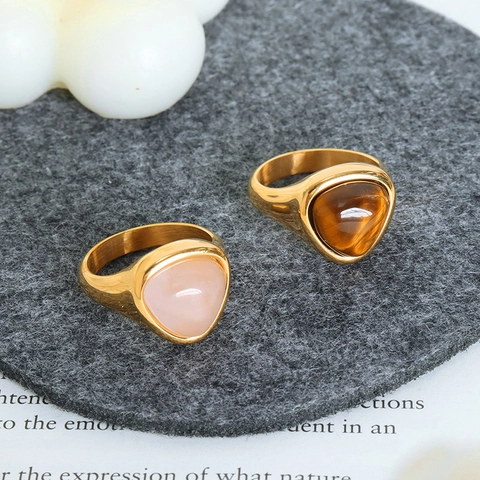 Vintage Triangle Natural Stone Ring Titanium Steel 18K Gold Plated Tiger Eye Rose Quartz Geometric Jewelry Ring For Women