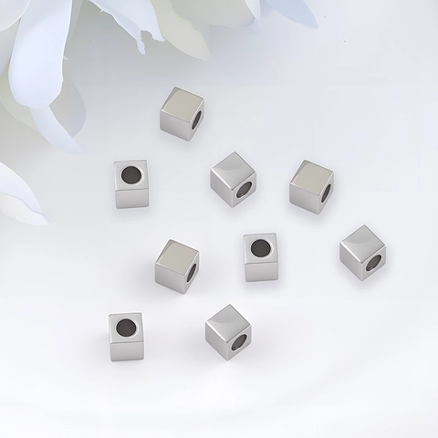 Cuentas Espaciadoras de Cubo Pulidas de Acero Inoxidable para Joyería DIY Pulsera Accesorio Pequeñas Cuentas Cuadradas Cuentas Lisas