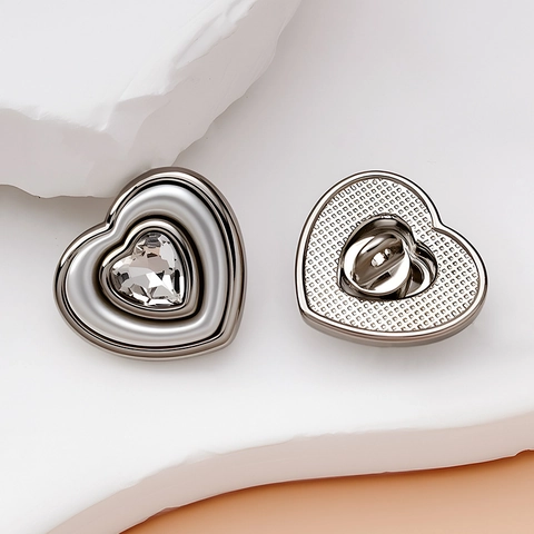 Luxury Stainless Steel Alloy Rhinestone Smiley Face Rose Heart Buttons Decorative Fasteners For Clothing Jewelry Making DIY Accessories