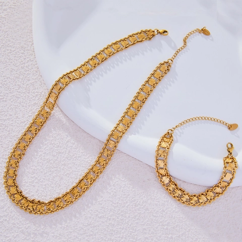 Vintage Gold Plated Copper Jewelry Set Women Geometric Square Sunburst Pattern Necklace and Matching Bracelet Luxury Accessory