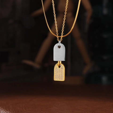 Collar con Colgante Doble de Acero Inoxidable para Mujer Chapado en Oro de 18K Zirconia Rectangular Paris Tag Joyería