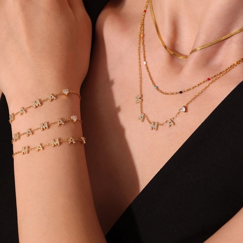 Collana E Bracciale in Acciaio Inossidabile Con Ciondolo MAMA Lettera Cuore E Zircone Gioielli Placcati in Oro Per Donna