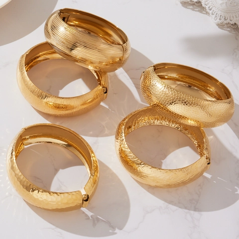 Fashion Stainless Steel Gold Plated Wide Bangle Bracelet Textured Lava Hammered Honeycomb Pattern Hinged Open Cuff Bangle Jewelry For Women