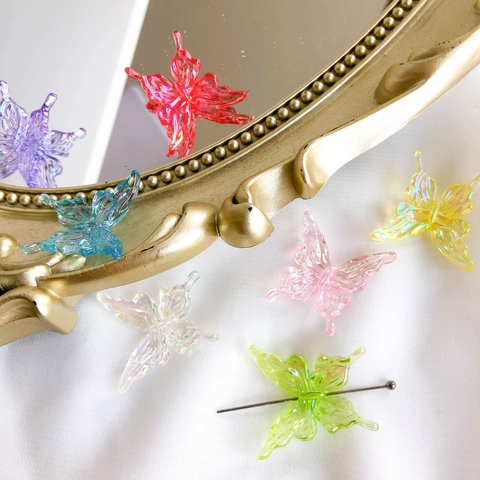 Iridescent Aurora Butterfly Acrylic Charms For DIY Jewelry Making Elegant Transparent Butterfly Pendant Accessories