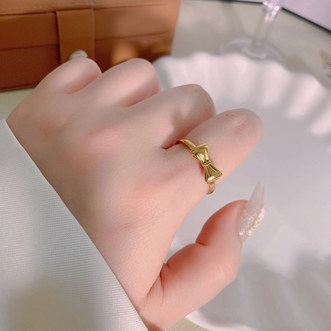 Bague Nœud Papillon en Acier Titane pour Femme Plaqué Or Ajustable Ouverte Bijoux de Mode Cadeau pour Dame