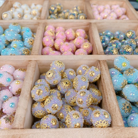 Ethnic Style Resin Frosted Loose Beads With Gold Alloy Flower Caps Inlaid Spacer Beads For Handmade DIY Jewelry Making