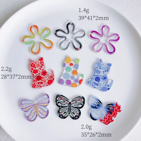 Acrylic Printed DIY Beads Butterfly Kitten Flower Shapes Charms For Necklace Bracelet Craft Making Jewelry Material