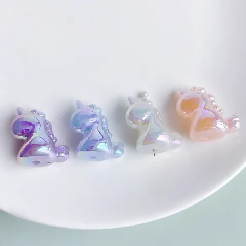 Iridescent Resin Unicorn Pendants Cartoon Cute Horse Shaped DIY Jewelry Making Accessories For Keychain Necklace Bracelet Crafts