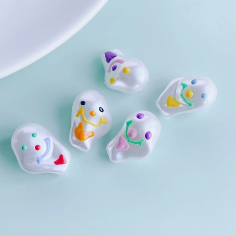 DIY Artificial Baroque Pearl Style Acrylic Resin Hand Painted Ghost Face Smiley Pendants For Halloween Jewelry Making Charms