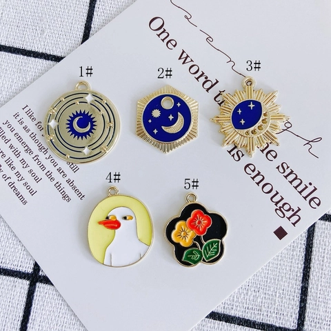 Alloy Enamel Celestial Star Moon Sun Pendants For DIY Jewelry Making Cute Duck Flower Rhinestone Charms Craft Materials Accessories