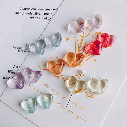 Perline in Resina a Forma di Cuore Trasparenti Colori Caramella Ciondoli in Acrilico per Produzione Gioielli Fai-da-Te Accessori Capelli Artigianato