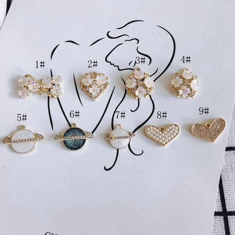 Piondoli in Lega Galvanizzata a Forma di Cuore Pianeta Fiore Fiocco Strass Perla Artificiale per Accessori Creazione Gioielli DIY