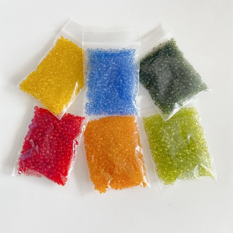 Perles de Rocaille Rondes en Verre Multicolore Perles en Vrac Transparentes pour Fabrication de Bijoux DIY Colliers Bracelets Artisanat