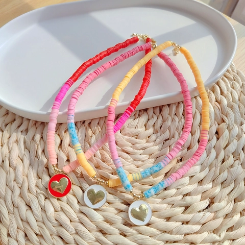 Bohemian Colorful Polymer Clay Heishi Bead Necklace For Women Gold Plated Alloy Heart Pendant Vacation Fashion Jewelry