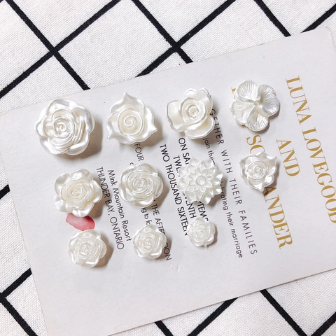 Accessoires DIY Fleur en Acrylique à Perle Artificielle Rose Camélia Cabochons à Dos Plat pour Création de Bijoux Breloques de Chaussures