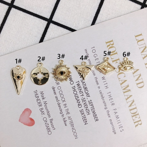 Legierung Galvanisiert Böser Blick Charms Gold Kompass Herz Dreieck Sonne Anhänger DIY Schmuckzubehör Für Halskette Armband Herstellung