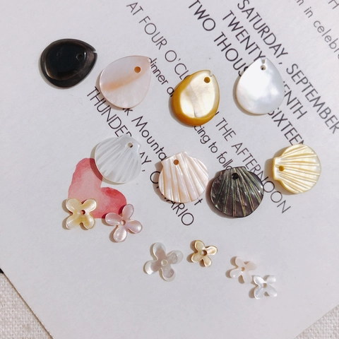 Natural Iridescent Shell Pendants Flower Leaf Scallop Shape DIY Jewelry Making Accessories Handmade Charms For Earring Brooch