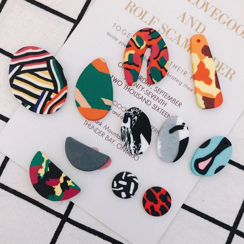 Handgefertigte Polymer Ton Schmuckzubehör DIY Abstraktes Muster Geometrische Anhänger Für Ohrringe Herstellung Künstlerische Bunte Charms
