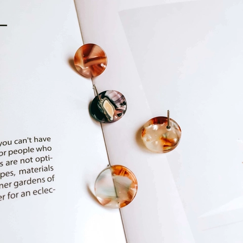 Minimalist Round Acetate Stud Earrings Marble Pattern Tortoise Shell Design Retro Cellulose Acetate Earrings For Women