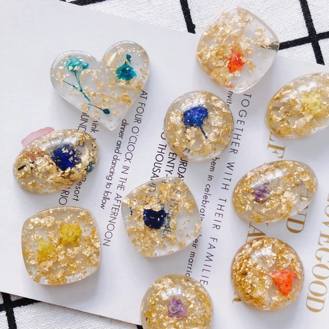 Handmade Resin Jewelry Accessories With Dried Flowers And Gold Foil Heart Round Oval Square Charms For DIY Jewelry Making