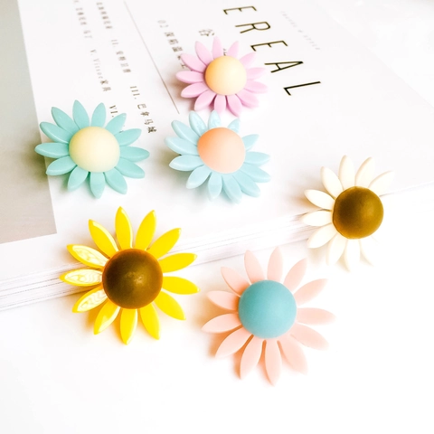 Sunflower Daisy Flower DIY Jewelry Accessories Resin Plastic Pendants For Earrings Necklaces Making Colorful Floral Charm Craft