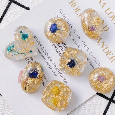 Handmade Resin Jewelry Accessories With Dried Flowers And Gold Foil Heart Round Oval Square Charms For DIY Jewelry Making