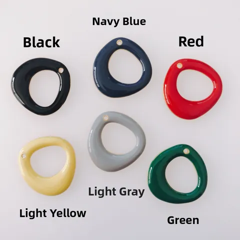 Ciondoli a Cerchio Cavo Irregolari in Lega Smaltata Accessori per Creazione di Gioielli Fai-da-te Orecchini Collana Charms Lucidi