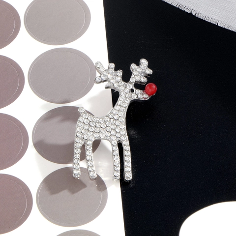 Spilla da Donna a Forma di Renna di Natale in Lega Argento Con Strass e Naso Rosso Gioielli per Festa di Natale