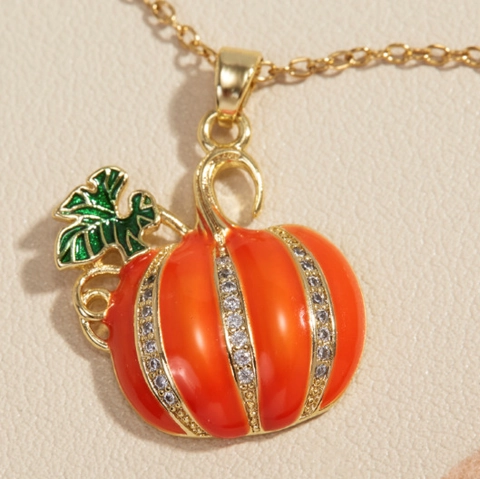 Collier en Acier Inoxydable 304 Chaîne Alliage de Cuivre Émail Orange Pendentif Citrouille Zircon pour Femmes Halloween Automne Bijoux
