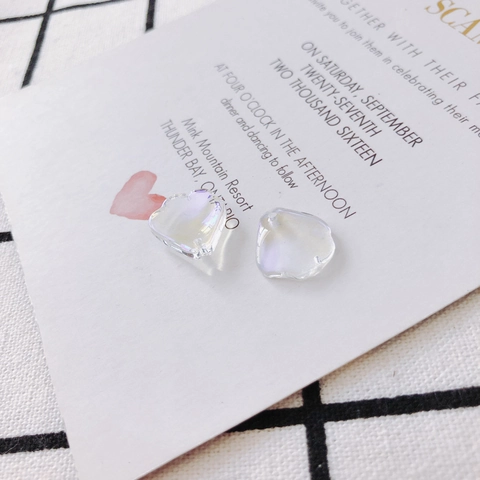 Iridescent Petal Heart Shape Acrylic Beads For DIY Jewelry Making Romantic Translucent Glass Look Craft Beads For Earrings