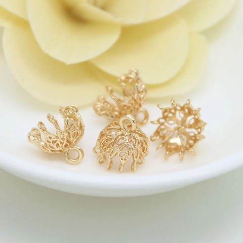 Accessori per la Creazione di Gioielli Fai-da-te Ciondolo in Metallo Cavo Tappo a Fiore Oro Galvanico Cappuccio a Nappina