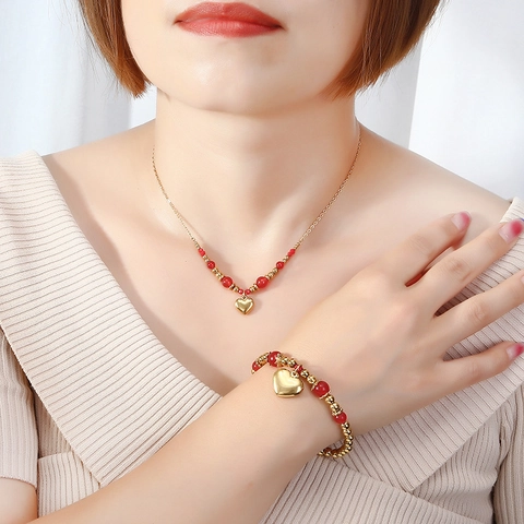 Parure de Bijoux Pendentif Cœur en Acier Inoxydable pour Femme Collier et Bracelet de Perles en Agate Rouge Verte et Perle d'Eau Douce Plaqué Or