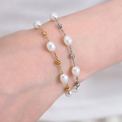 Bracciale in Acciaio Inossidabile con Perle d'Acqua Dolce per Donna Placcato Oro Argento Elegante Barocco Minimalista Gioielli