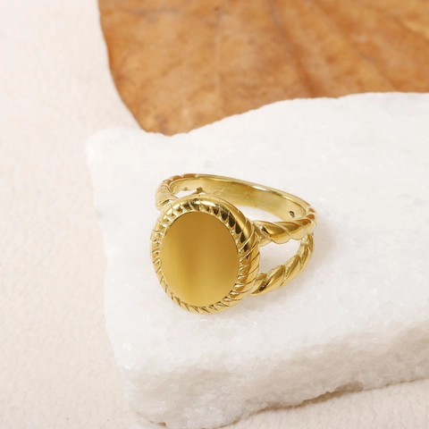Vintage Unisex Stainless Steel 18K Gold Plated Oval Signet Ring Retro Twisted Rope Texture Band Fashion Jewelry Gift
