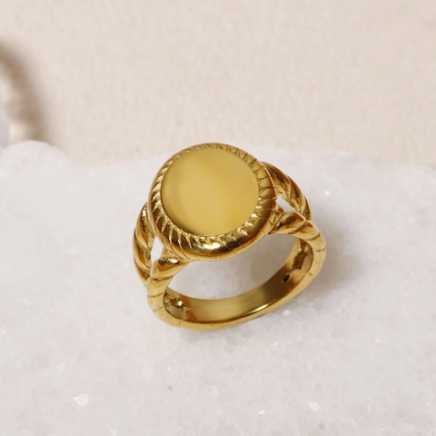 Vintage Unisex Stainless Steel 18K Gold Plated Oval Signet Ring Retro Twisted Rope Texture Band Fashion Jewelry Gift