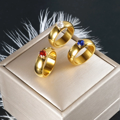 Bague de Luxe en Acier Inoxydable pour Femme Plaquée Or Large Bande Solitaire Strass Brillant Bijoux de Mode