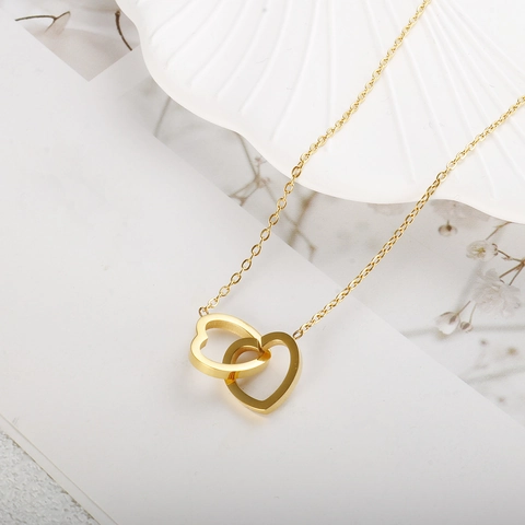 18K Gold Plated Stainless Steel Interlocking Double Heart Pendant Necklace For Women Minimalist Dainty Fashion Jewelry Gift For Her