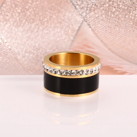 Fashion Stainless Steel Zirconia Ring For Women Trendy Black White Enamel Inlaid Geometric Band Finger Ring Jewelry Gift